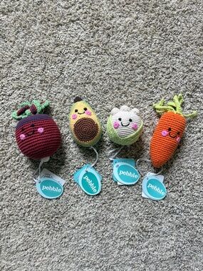 🥑Pebble Organic Crochet Veggie Rattle Set - Beet, Avocado, Cauliflower, Carrot